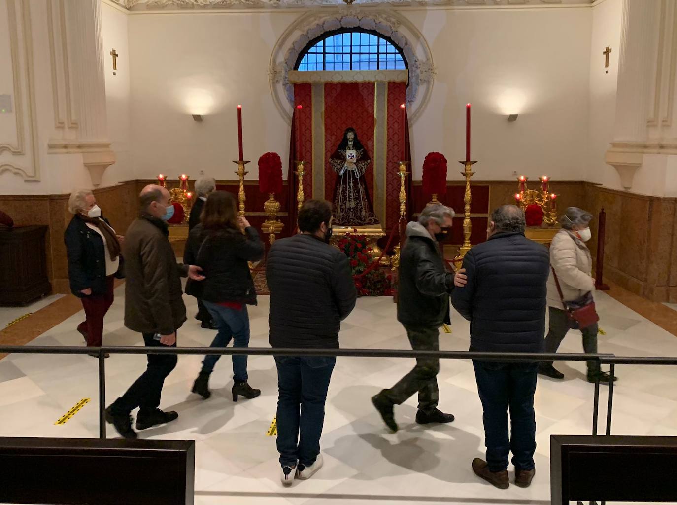 La imagen de Jesús de Medinaceli permanecerá expuesta para la veneración este viernes y sábado en la parroquia de Santiago, con medidas de distanciamiento.