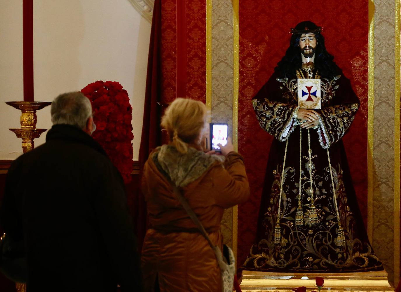 La imagen de Jesús de Medinaceli permanecerá expuesta para la veneración este viernes y sábado en la parroquia de Santiago, con medidas de distanciamiento.