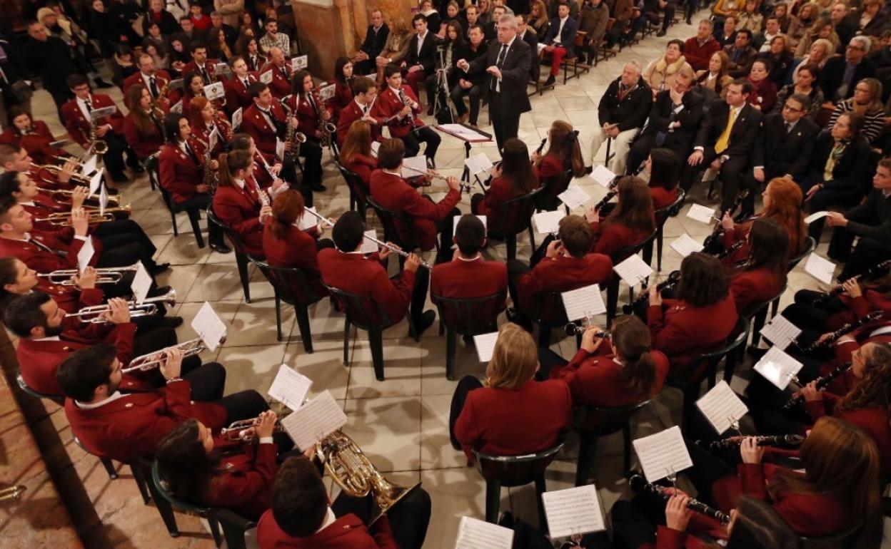 Imagen de archivo de un concierto de una banda de música. 
