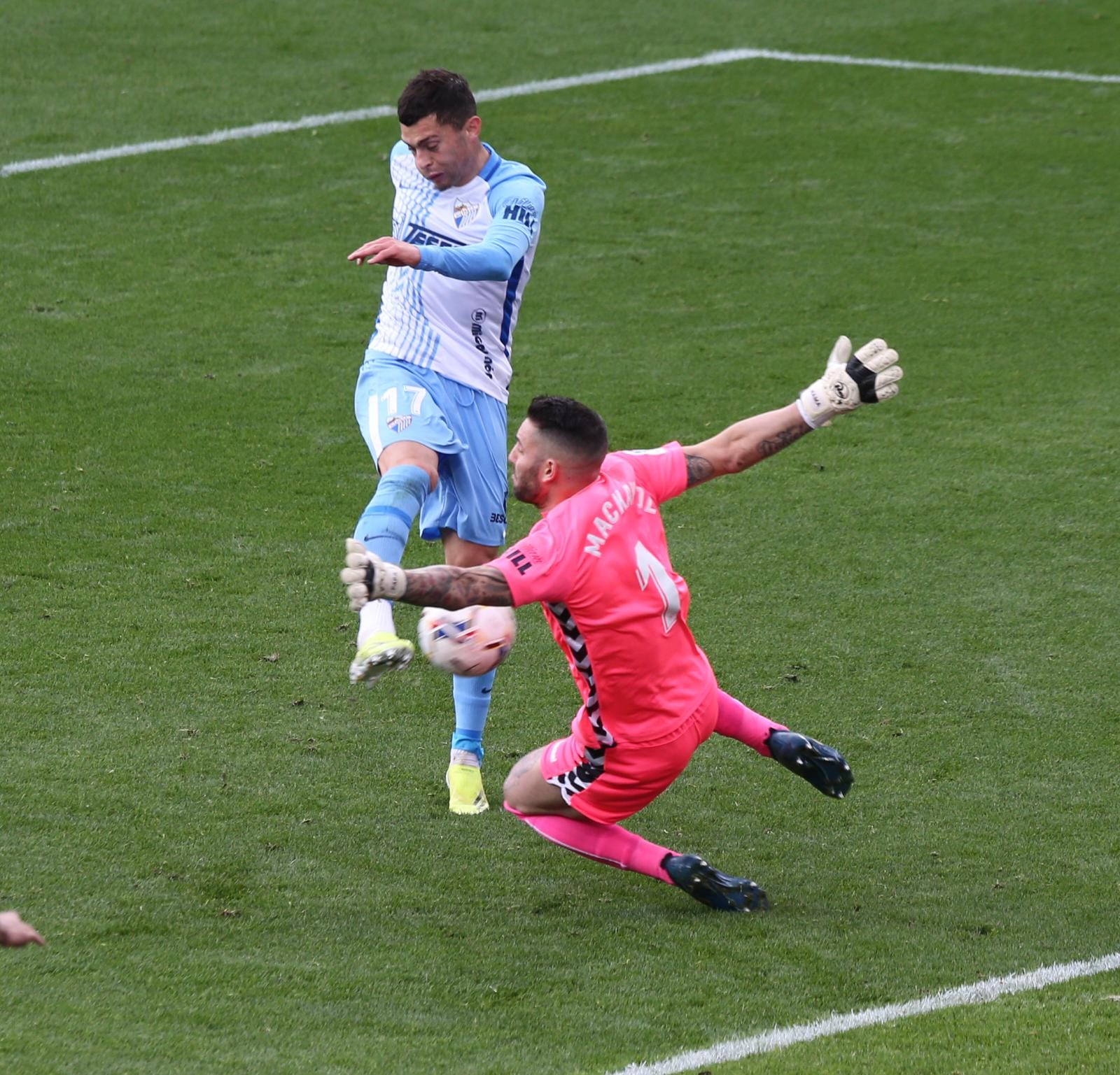 El encuentro en la Rosaleda, en imágenes