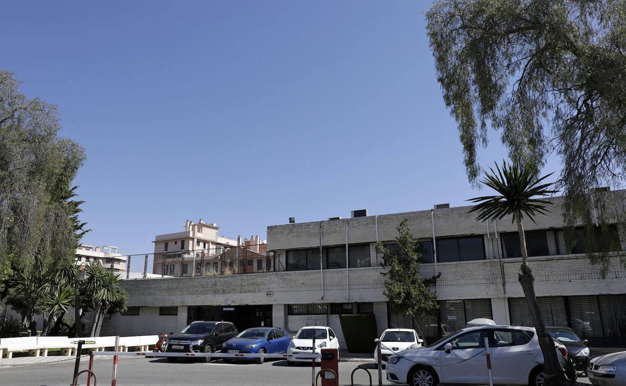 Pabellón de los antiguos comedores universitarios en El Ejido. 