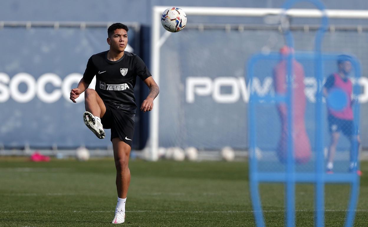 El Málaga echó mano de un nuevo juvenil: Loren Zuñiga