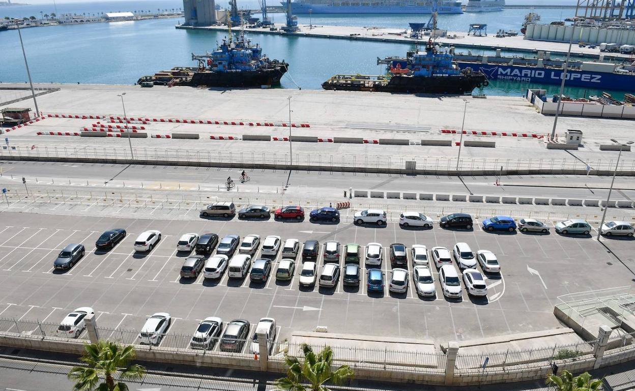 Vista aérea de los terrenos donde están previstos los edificios de oficinas de Muelle Heredia. 