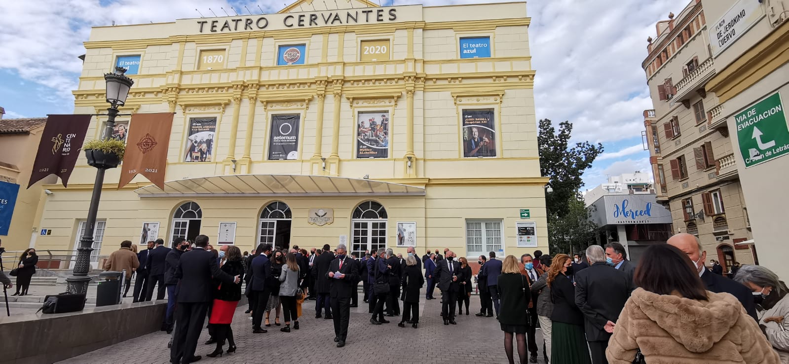 El Teatro Cervantes acoge la presentación del cartel de Raúl Berzosa y la marcha procesional conmemorativa de la efeméride