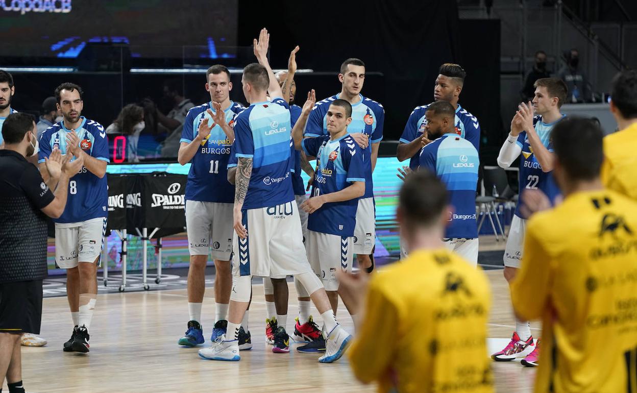 Los jugadores del Hereda San Pablo Burgos, antes de un partido. 