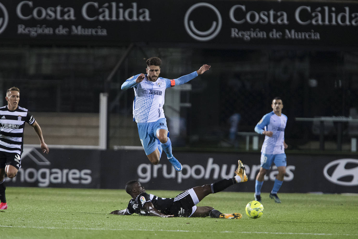 Fotos: Las mejores imágenes del Cartagena - Málaga