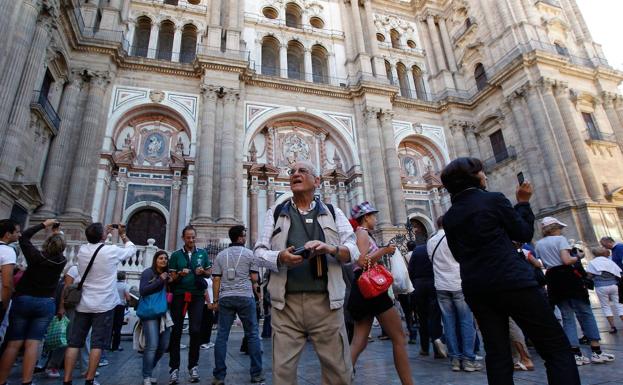 Turistas en el Centro de Málag.a 