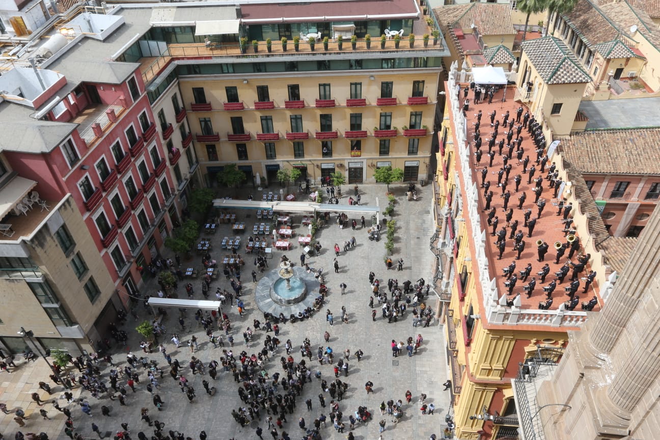 Banda de música en la Plaza del Obispo.