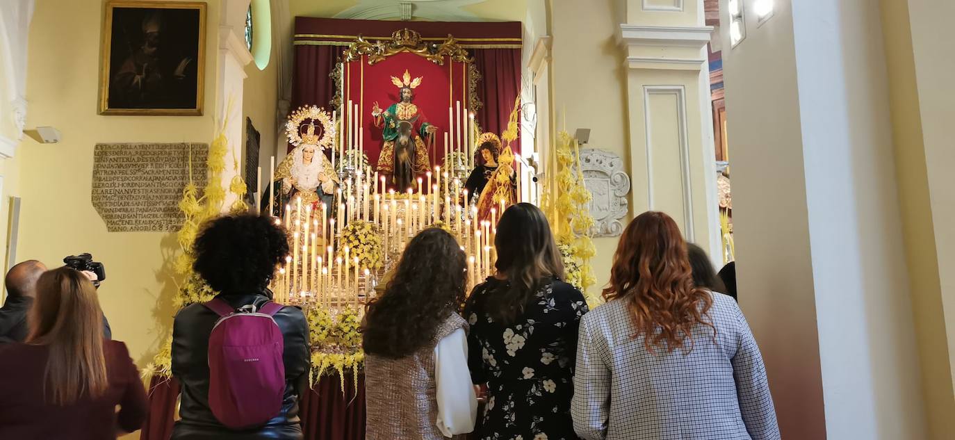 Veneración a Nuestro Padre Jesús a su Entrada en Jerusalén y María Santísima del Amparo y San Juan Evangelista (Pollinica).