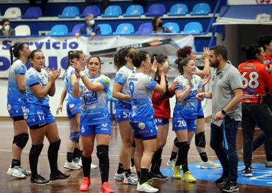 Imagen secundaria 1 - Guardés 18-23 Rincón Fertilidad: El Rincón Fertilidad se acerca a la final de la EHF Cup