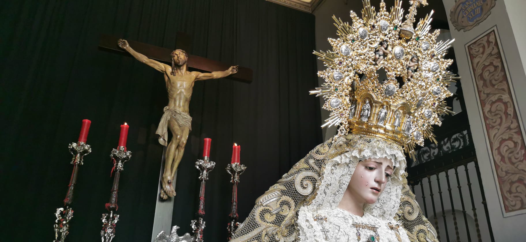 Santísimo Cristo de la Expiración y María Santísima de los Dolores Coronada en la parroquia de San Pedro.