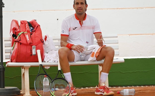 Gómez Herrera, en un descanso de su duelo ante Gimeno del martes. 