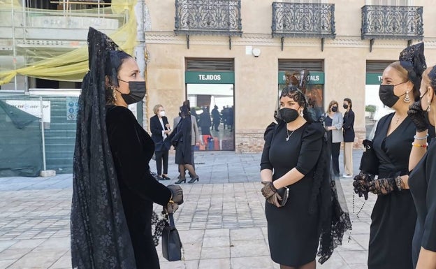 El punto de encuentro ha sido la plaza de Camas. 