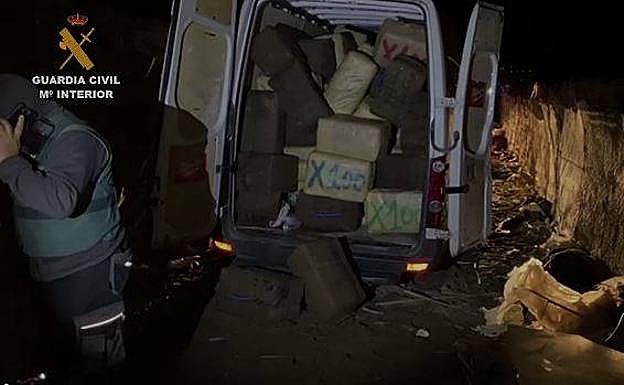 La organización realizaba alijos por todas las costas de Andalucía y además abastecían a otras organizaciones delictivas de embarcaciones, combustible, comida y tripulaciones