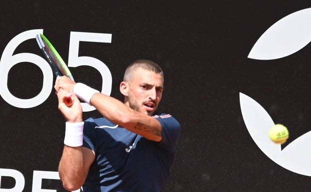 Mario Vilella, tras un revés en la semifinal. 