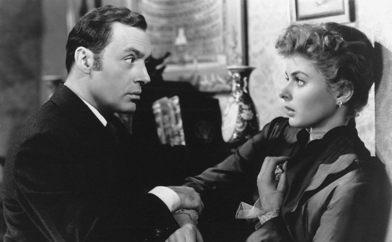 Charles Boyer e Ingrid Bergman representan en 'Luz que agoniza' los papeles de verdugo y víctima a la perfección