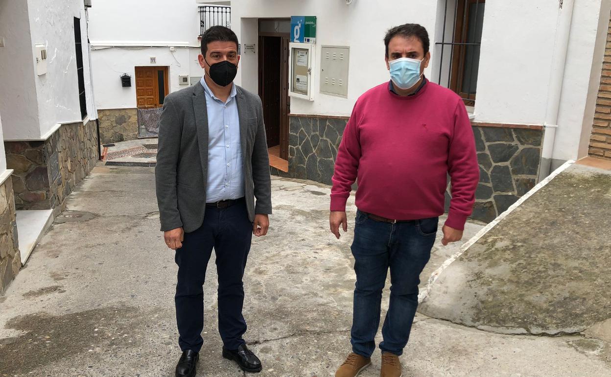 Cristóbal Ortega y Antonio Campos, en Casarabonela.