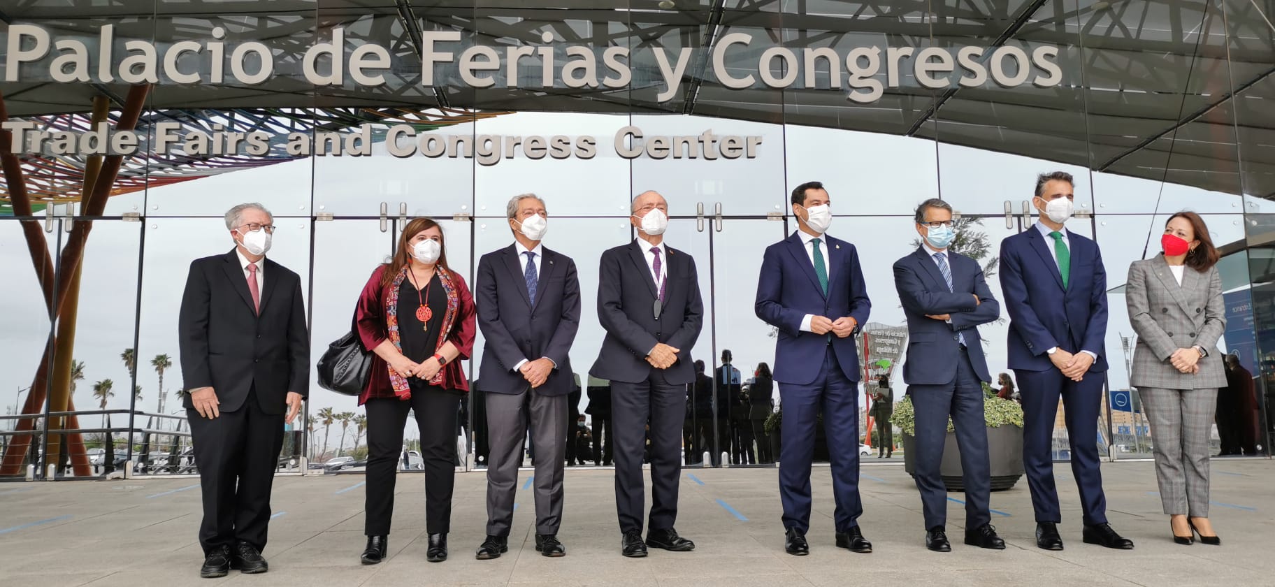 El presidente andaluz, Juanma Moreno, interviene en este encuentro que se desarrolla hoy y mañana en el Palacio de Ferias y Congresos de la capital.