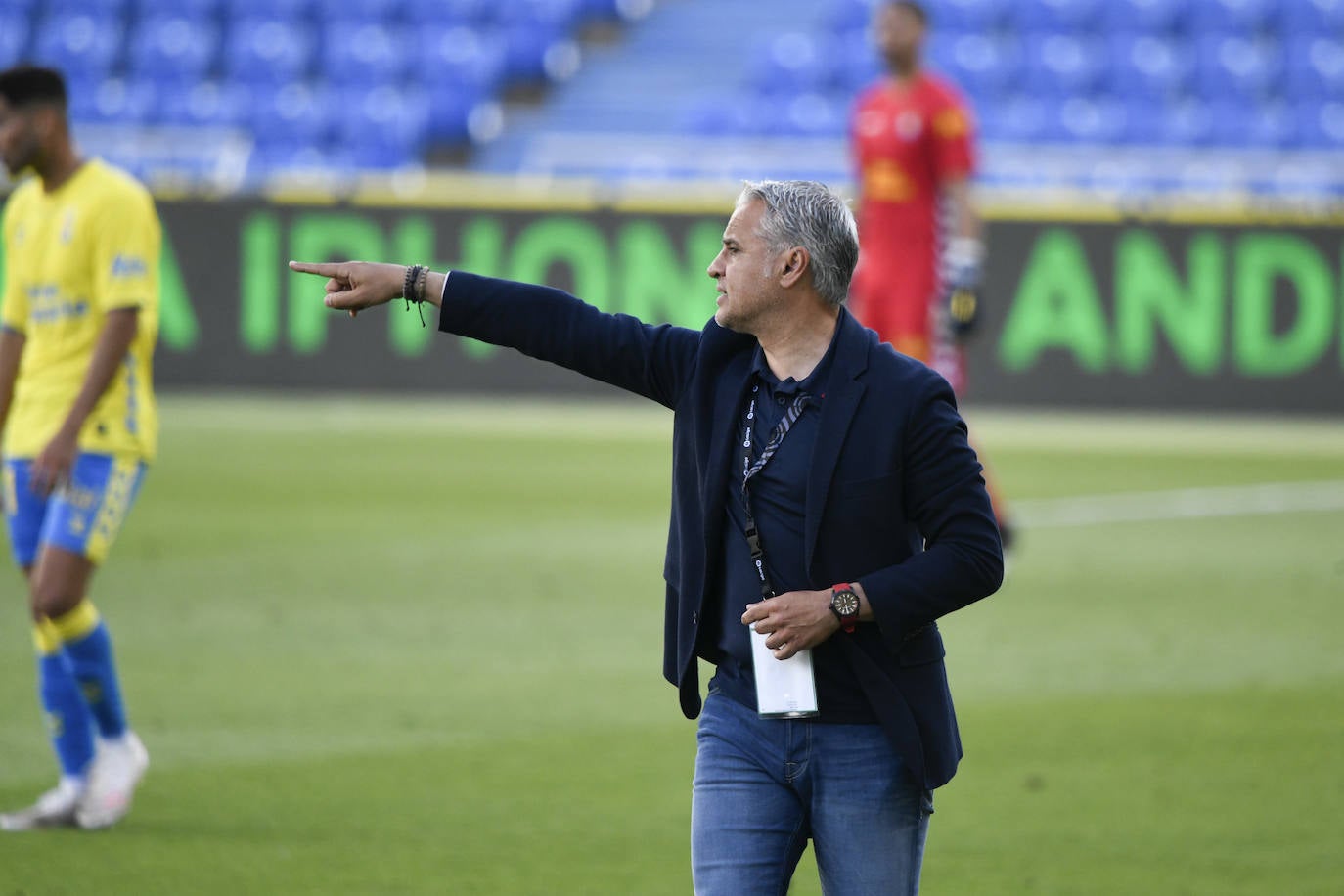 El Málaga empata en Las Palmas (1-1). 