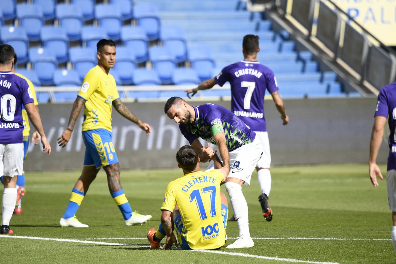 El Málaga empata en Las Palmas (1-1). 