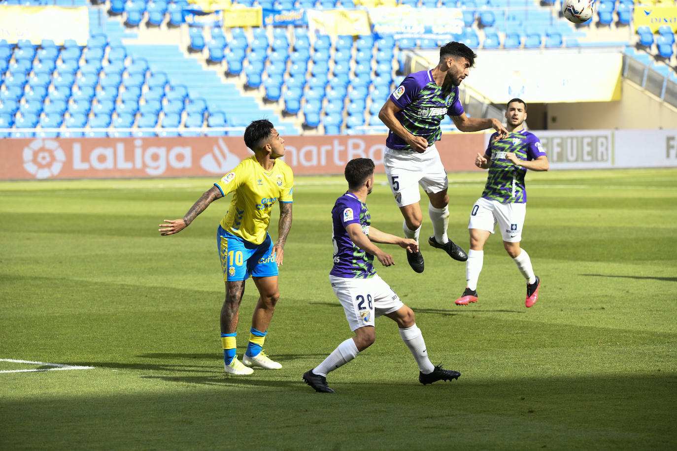 El Málaga empata en Las Palmas (1-1). 