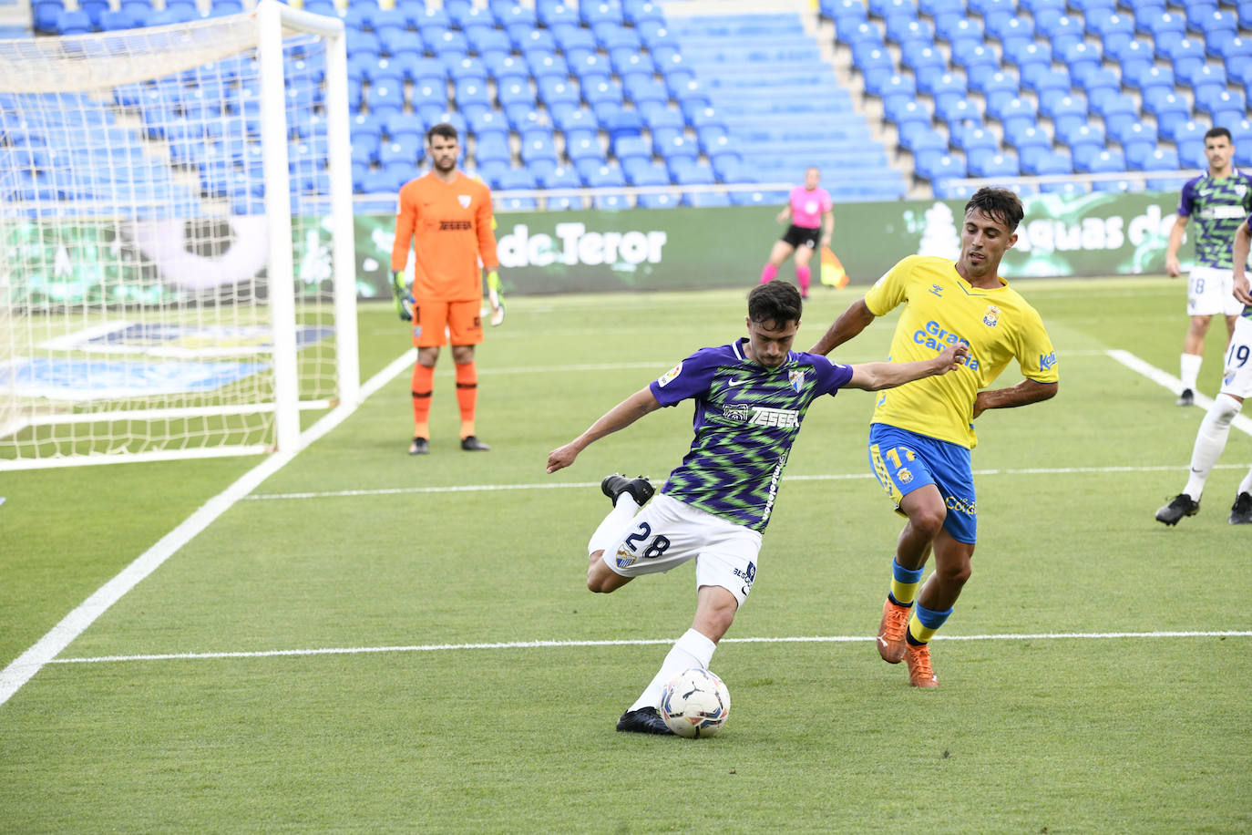 El Málaga empata en Las Palmas (1-1). 