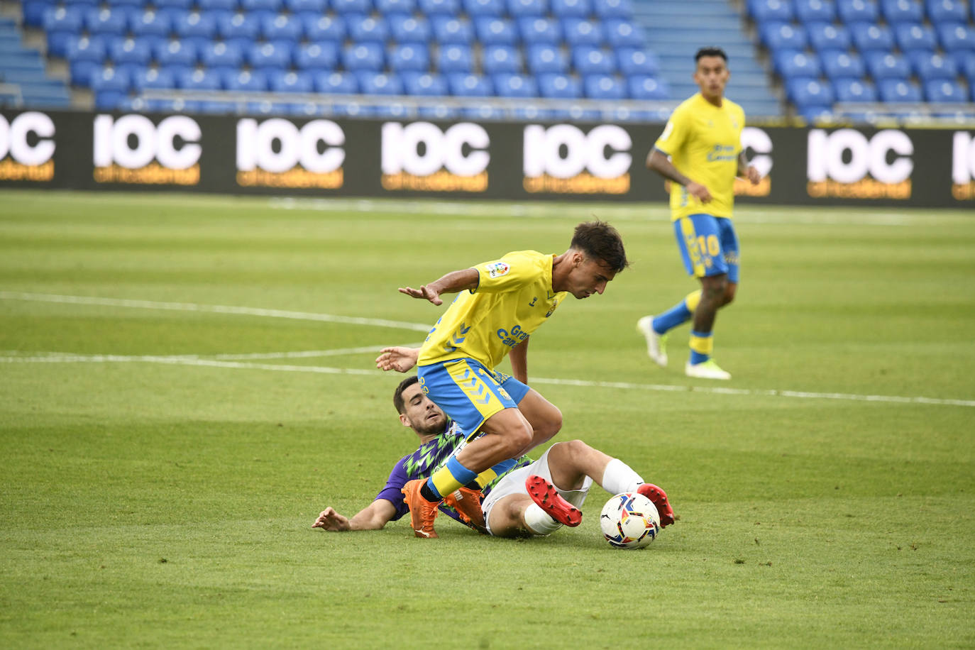 El Málaga empata en Las Palmas (1-1). 