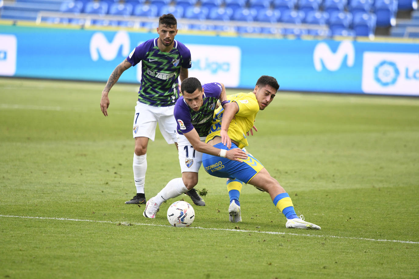 El Málaga empata en Las Palmas (1-1). 