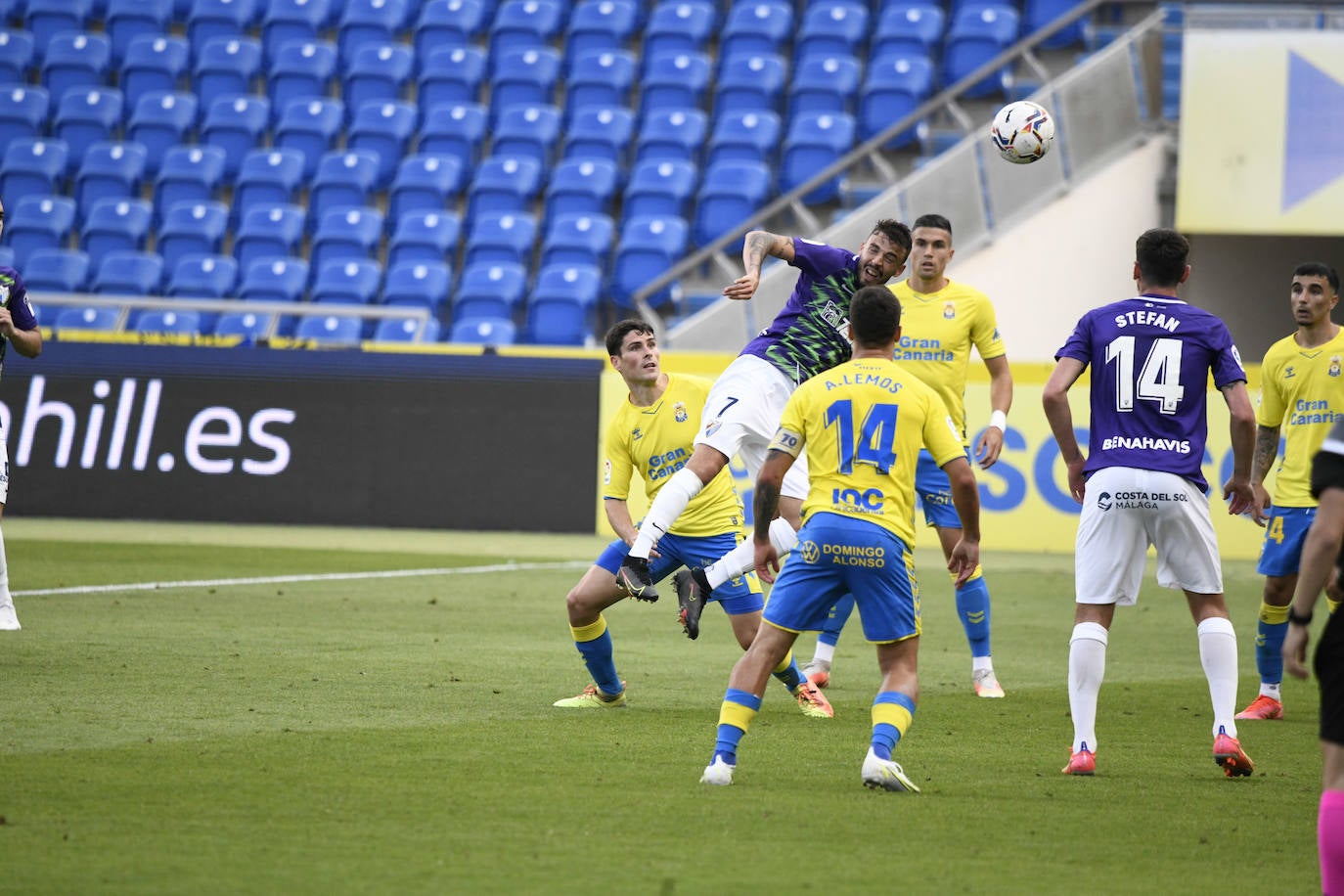 El Málaga empata en Las Palmas (1-1). 