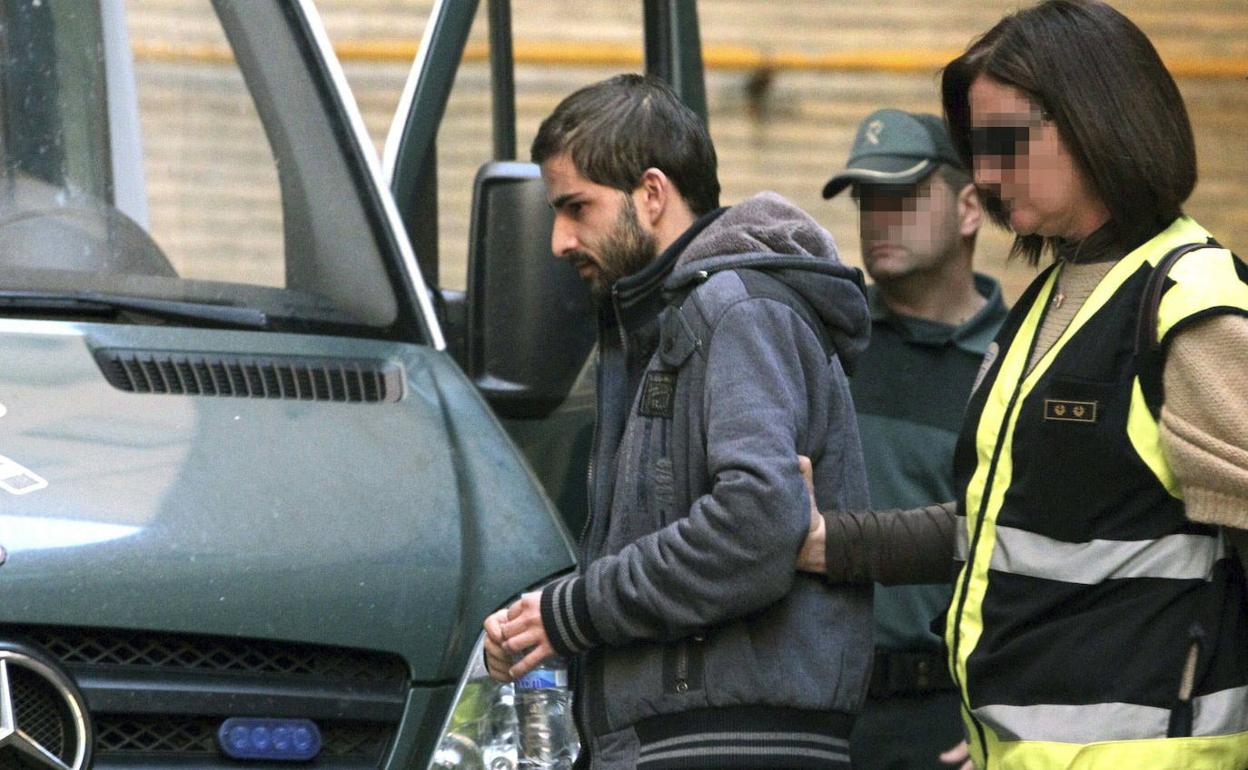 El juez ordena recuperar los datos del móvil de Miguel Carcaño para encontrar el cadáver de Marta del Castillo
