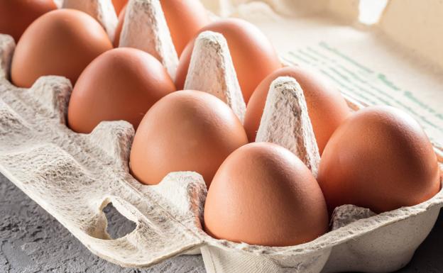 No guardar los huevos en la puerta de la nevera, ¿mito o realidad?