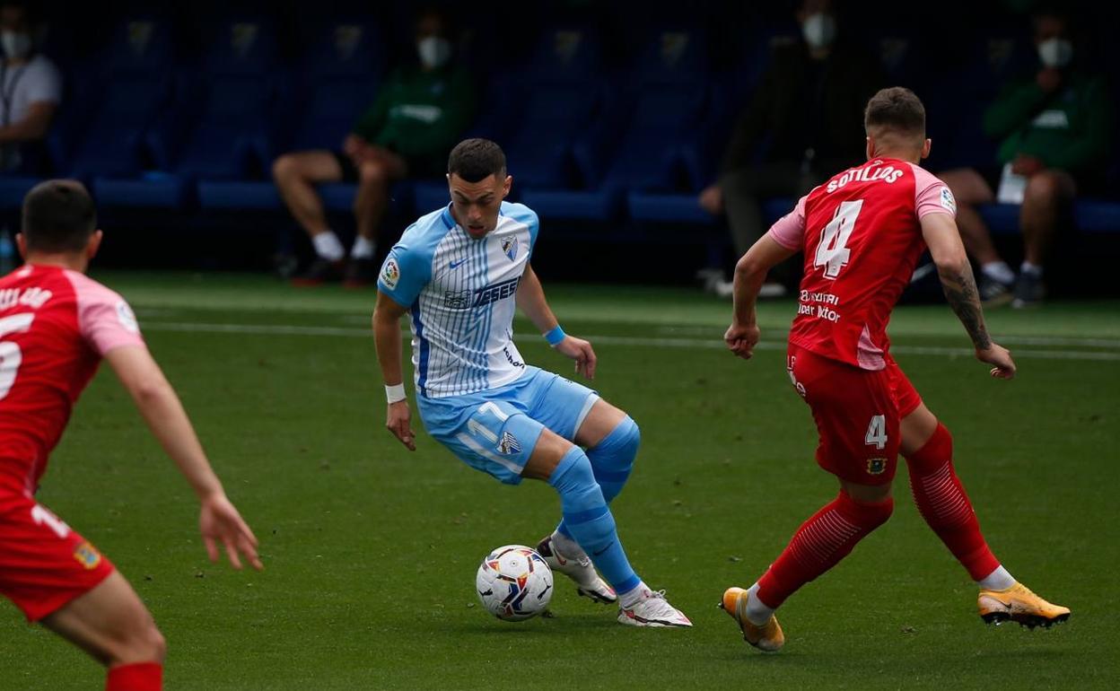 Rahmani trata de hacer un cambio de dirección para marcharse de Sotillos. 