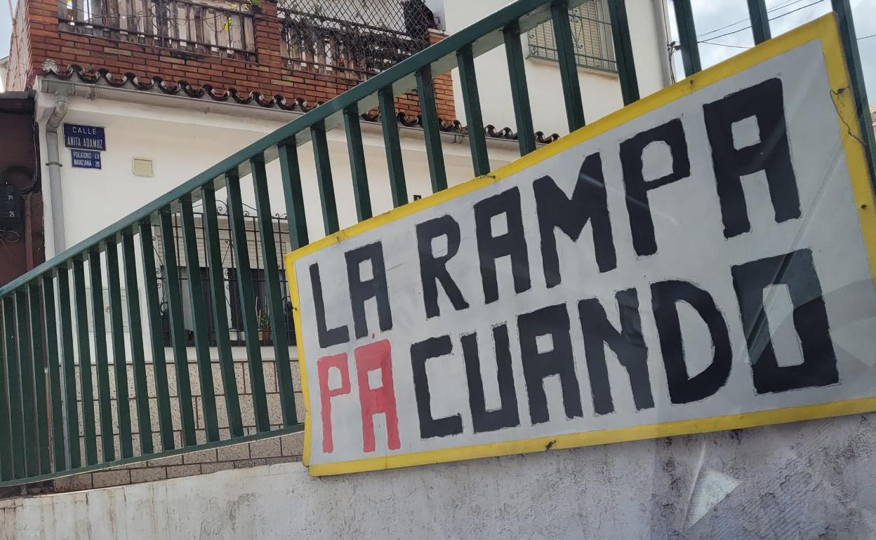 Vista de la pancarta reivindicativa. 