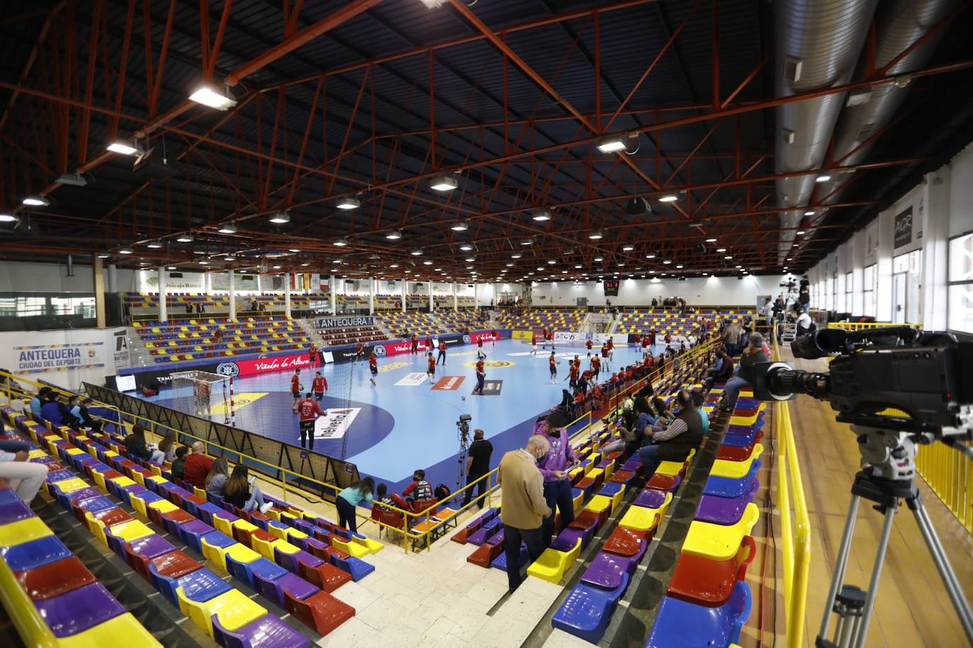 El partido terminó 28-30 a favor de Hungría 