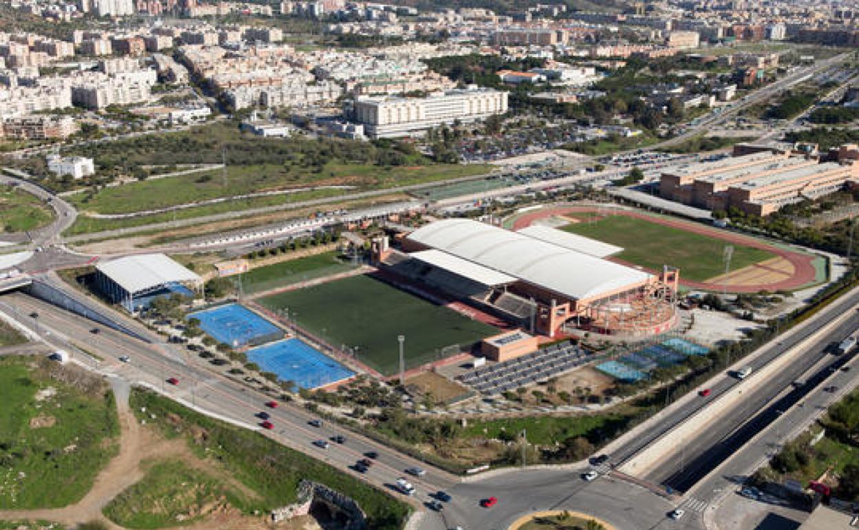 Complejo deportivo de la Universidad, en Teatinos. 