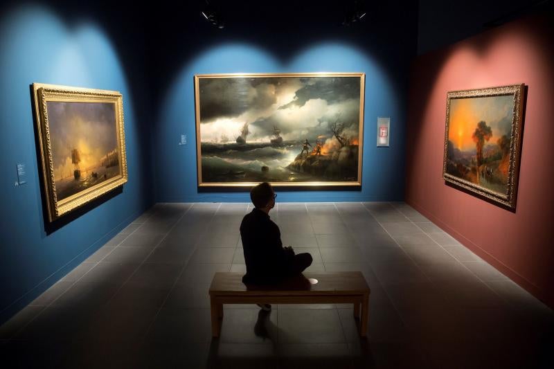 La filial de Tabacalera estrena tres montajes: 'Guerra y Paz', 'Las Marinas de Aizanovsky' y 'Tolstoi'