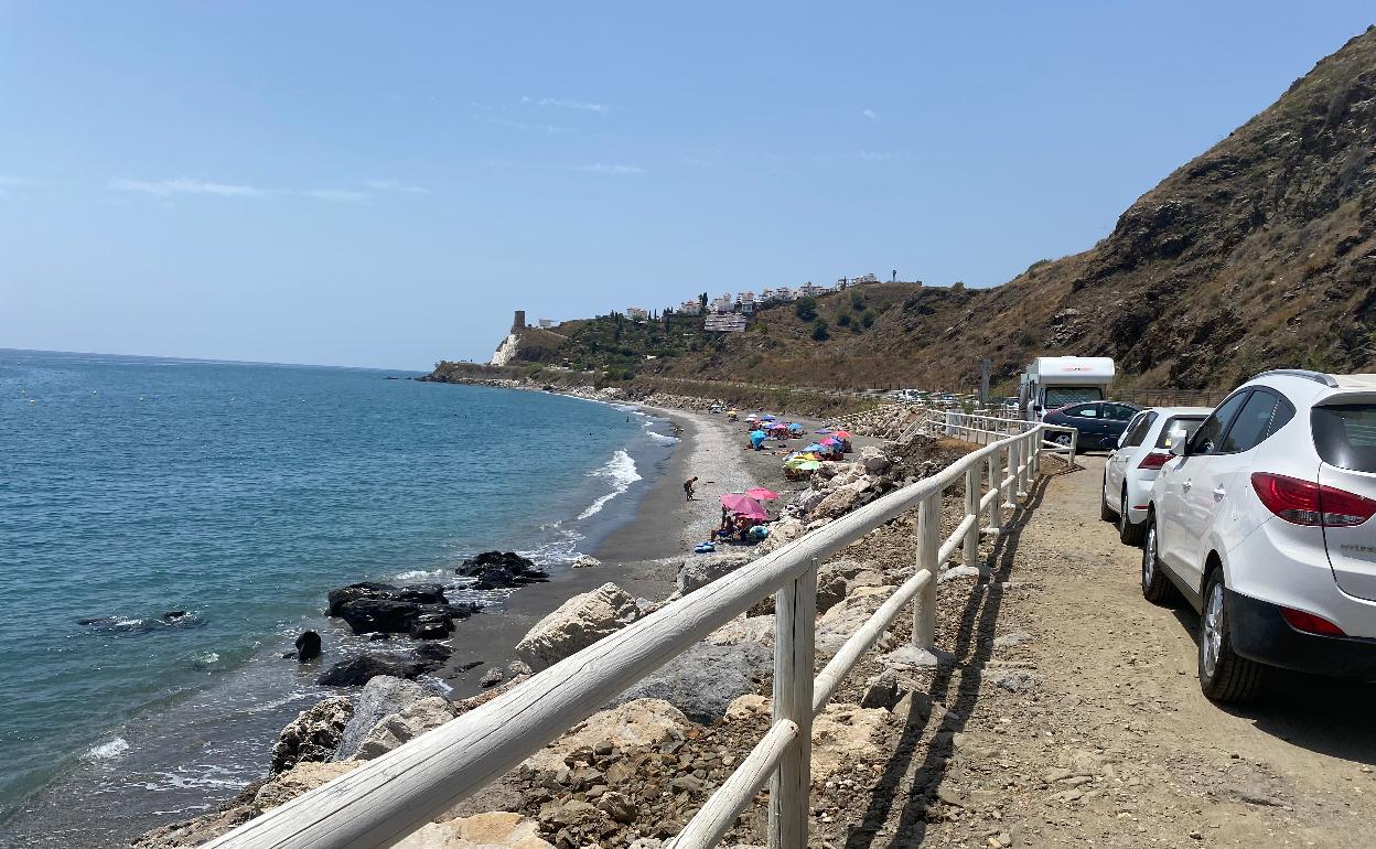 Imagen de la playa torroxeña de Calaceite, donde está previsto el proyecto residencial y deportivo. 