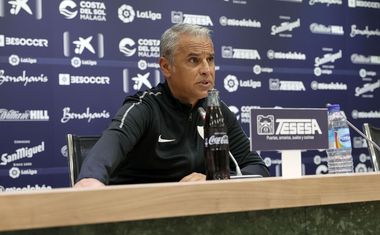 Pellicer, durante una rueda de prensa en La Rosaleda.