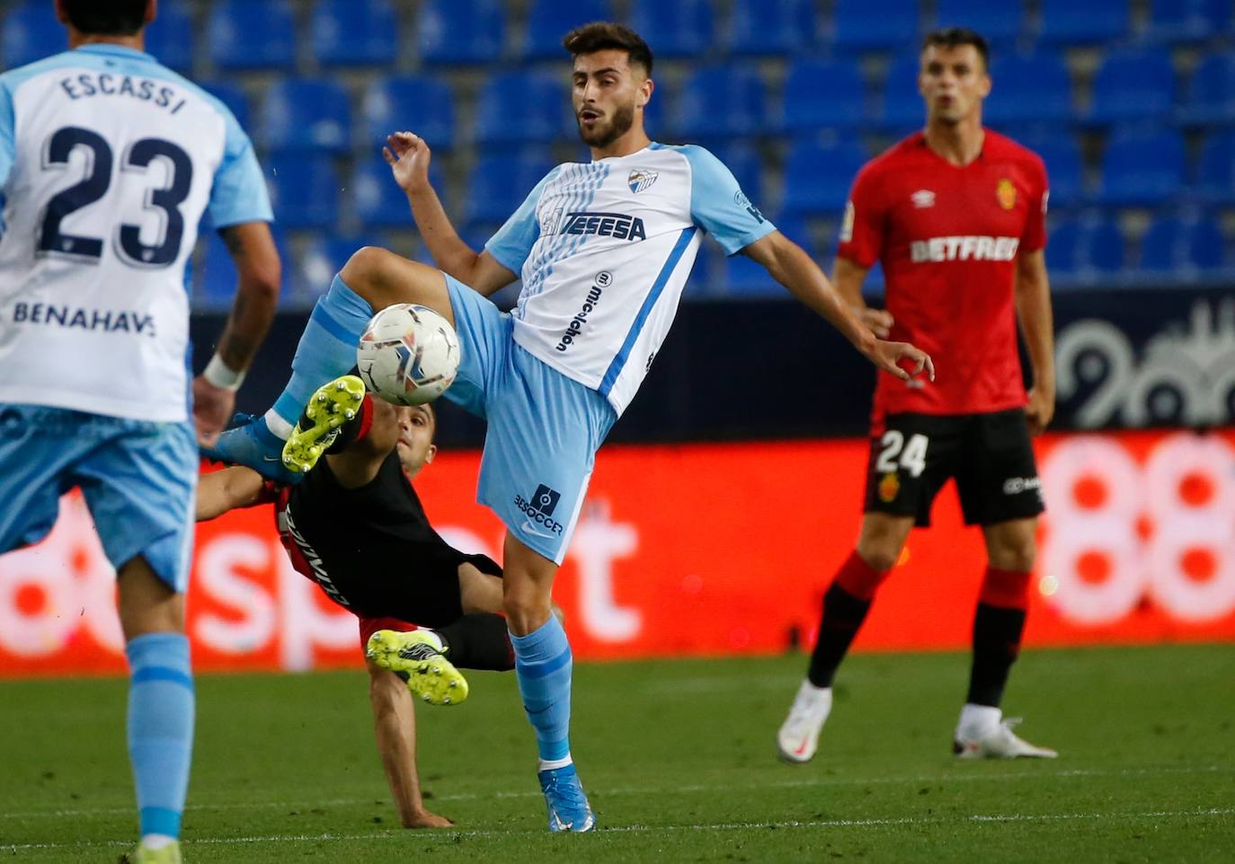 El Málaga empata con el Mallorca en casa. 