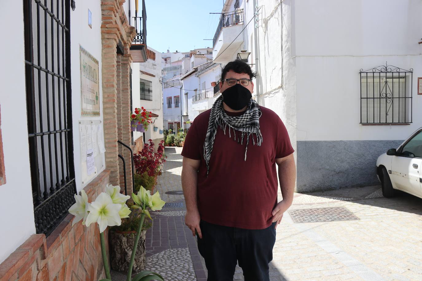 Eder Aguinaco, en una calle de la localidad. 