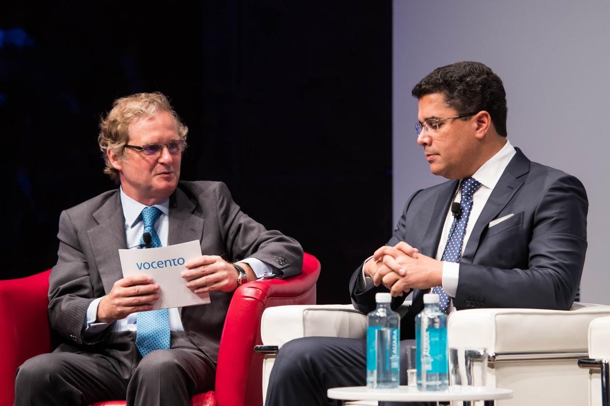 Ignacio Ybarra, presidente de Vocento, junto a David Collado, ministro de Turismo de República Dominicana. r. c.