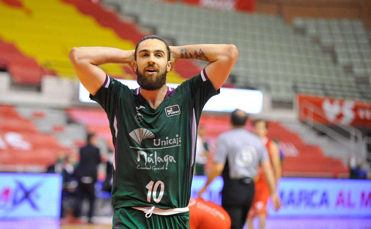 Francis Alonso, en un partido en Murcia. 