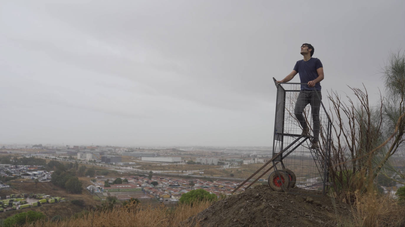 Fotos: Dos proyectos artísticos se fijan en la barriada malagueña de Los Asperones