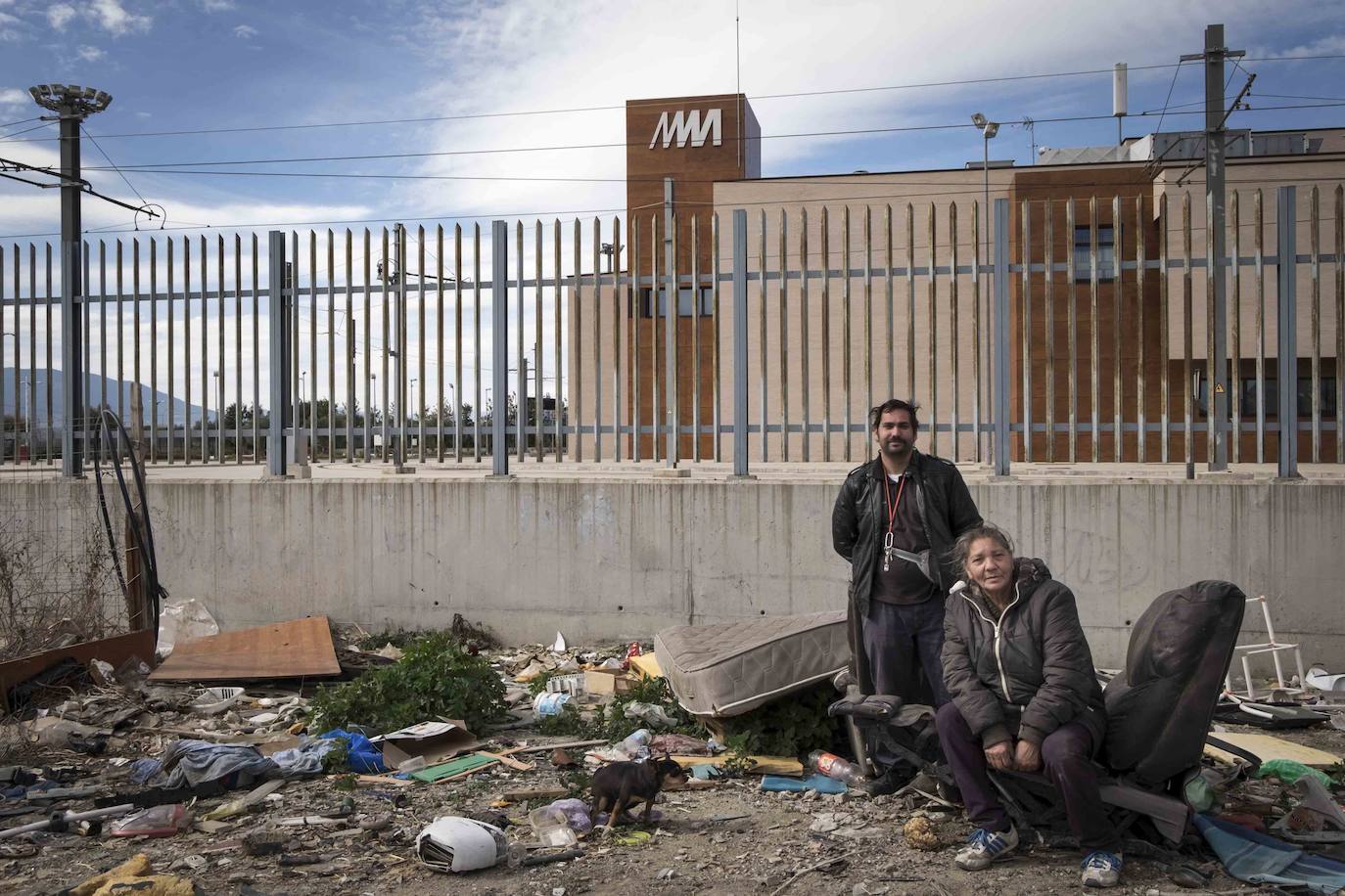 Fotos: Dos proyectos artísticos se fijan en la barriada malagueña de Los Asperones