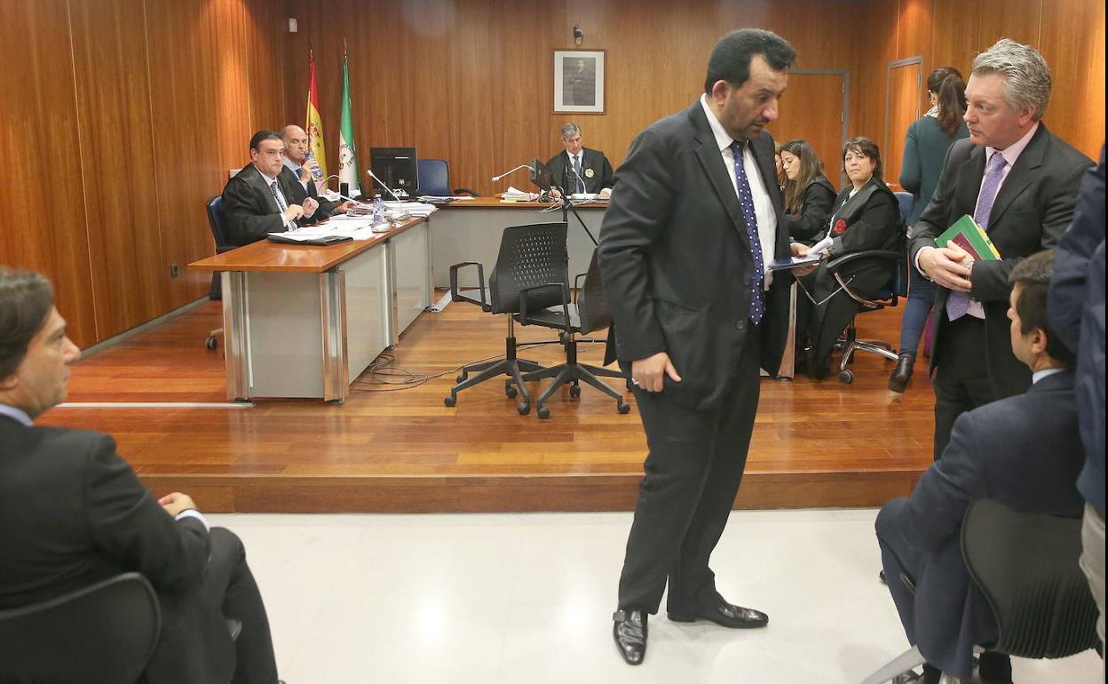 El jeque Abdullah Al-Thani, durante el juicio del 'caso BlueBay'. 
