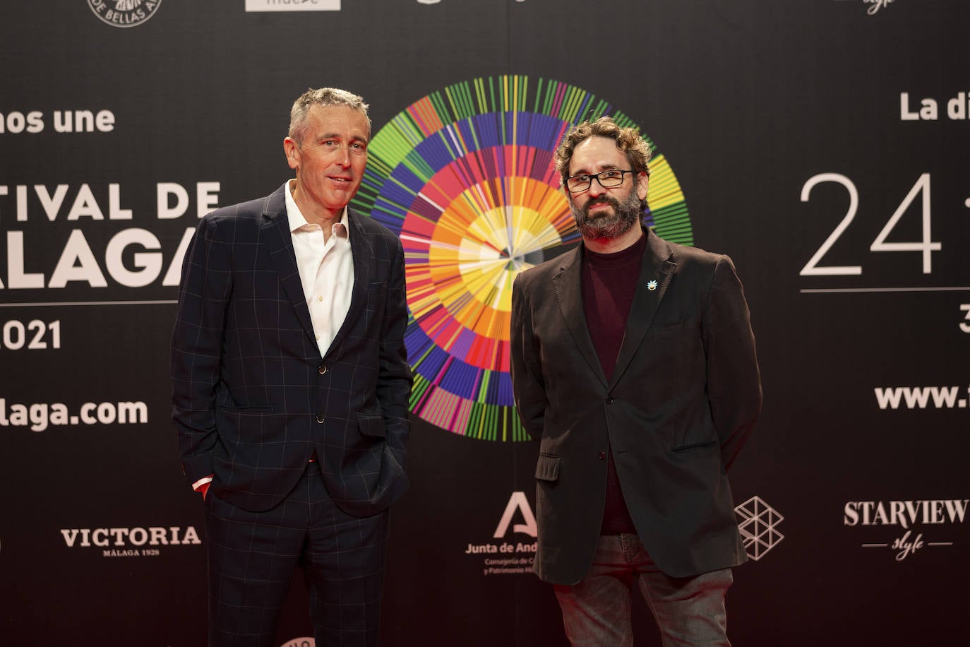 Los protagonistas de las películas seleccionadas posan en el Círculo de Bellas Artes como antesala del photocall malagueño