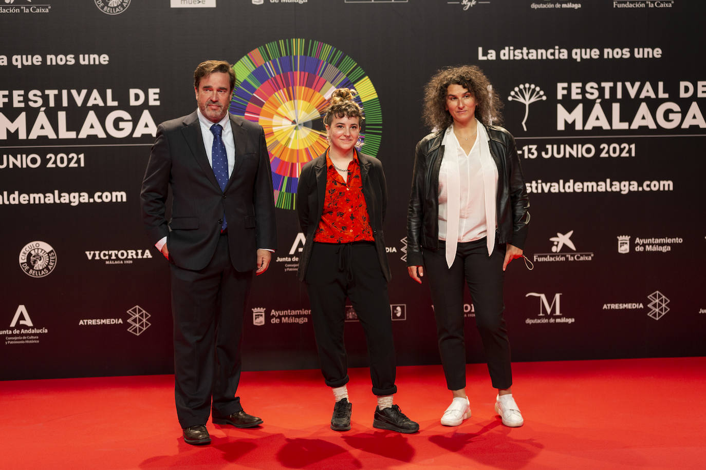 Los protagonistas de las películas seleccionadas posan en el Círculo de Bellas Artes como antesala del photocall malagueño