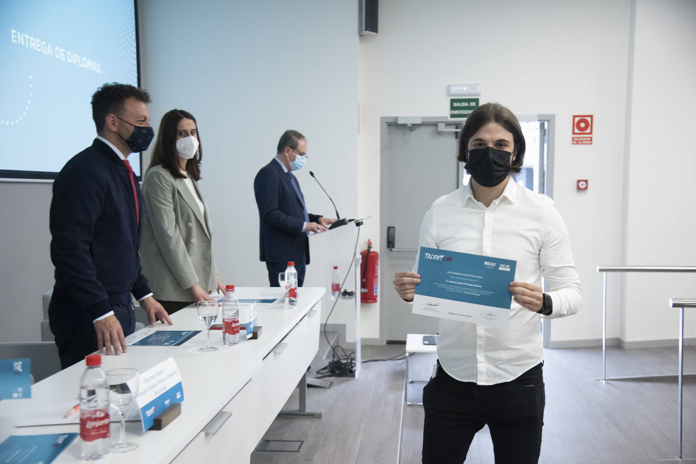 Entrega de diplomas de Talent Lab en ESIC Málaga. 