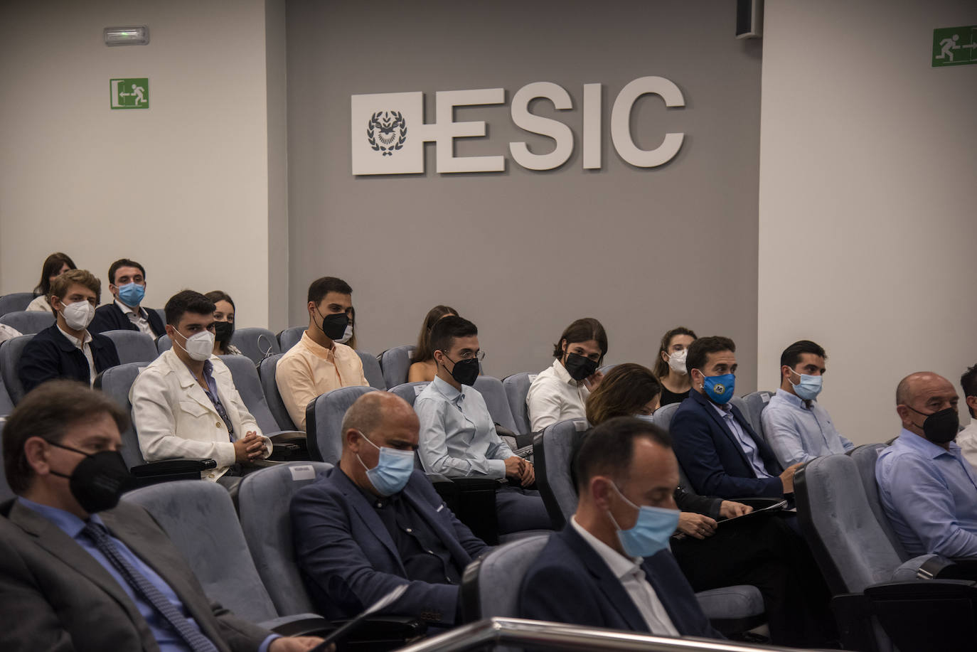 Entrega de diplomas de Talent Lab en ESIC Málaga. 