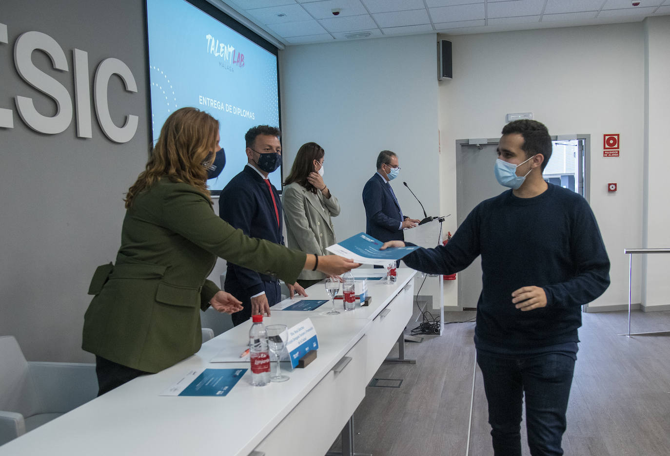 Entrega de diplomas de Talent Lab en ESIC Málaga. 